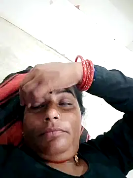 Snapshot of Suhani_hot12 chatting on 09/25/25, 06:36 Suhani hot12 online show from 09/25/25, 06:36