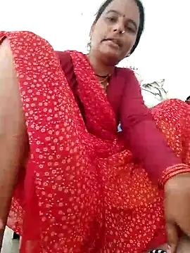 Snapshot of Suhani_hot12 chatting on 10/06/25, 05:19 Suhani hot12 online show from 10/06/25, 05:19