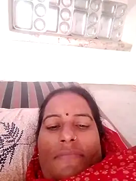 Snapshot of Suhani_hot12 chatting on 10/24/25, 07:18 Suhani hot12 online show from 10/24/25, 07:18