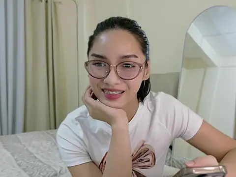 Blaire Samantha online show from 02/11/26, 09:42
