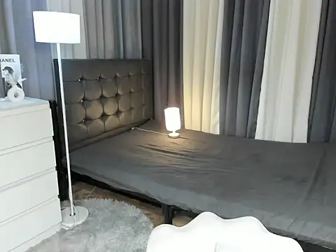 Blaire Samantha online show from 10/19/25, 07:22