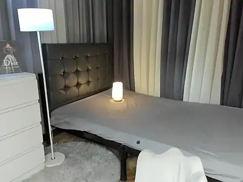 Blaire Samantha online show from 11/27/25, 07:53