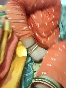 Snapshot of sonaya9y chatting on 10/30/25, 04:55 sonaya9y online show from 10/30/25, 04:55