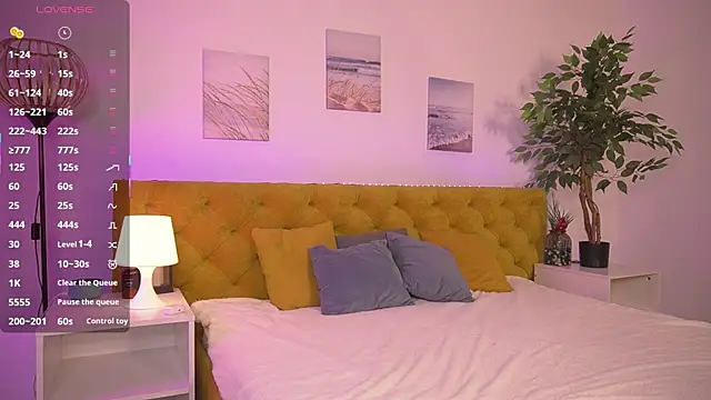 Lisafoxy  online show from 03/06/26, 12:05