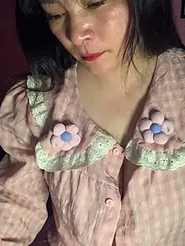 Star-sweet online show from 12/14/25, 04:01