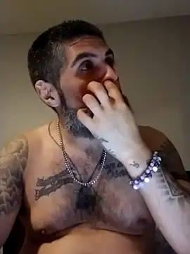 hornylatino702 online show from 01/07/26, 11:37