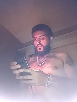 hornylatino702 online show from 02/18/26, 11:06