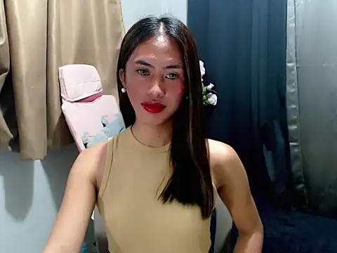 secretmiller  online show from 11/24/25, 08:20