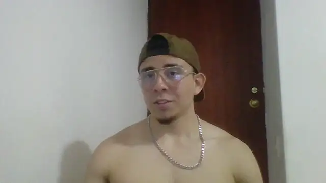 Eross Santy online show from 06/17/26, 12:21