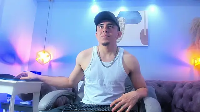 Eross Santy online show from 07/08/26, 07:25