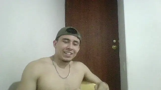 Eross Santy online show from 06/18/26, 03:27