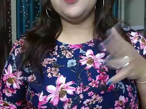 Your candy 47 online show from 11/29/25, 03:23