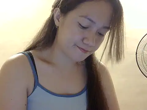 Snapshot of Lovelyclaya chatting on 10/10/25, 01:56 Lovelyclaya online show from 10/10/25, 01:56