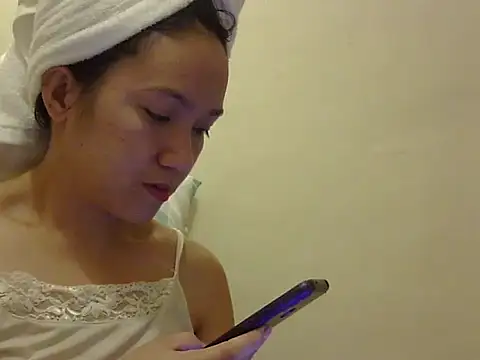 Snapshot of Lovelyclaya chatting on 11/10/25, 09:03 Lovelyclaya online show from 11/10/25, 09:03