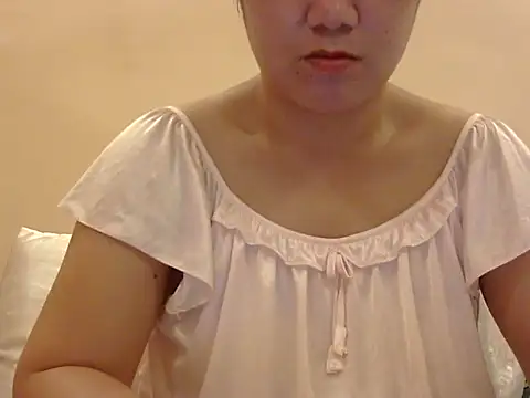 Lovelyclaya online show from 03/07/26, 12:32