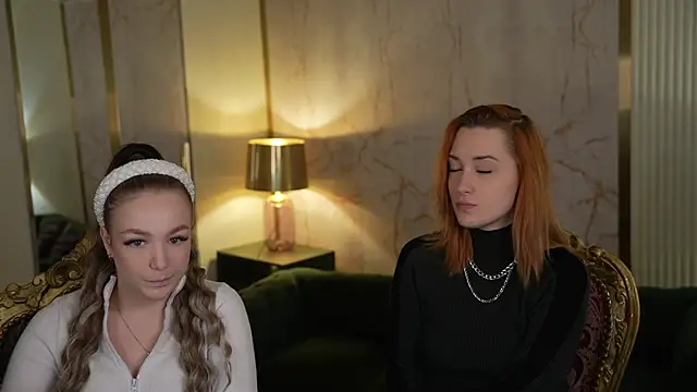 Ella 054 online show from 11/26/25, 03:56