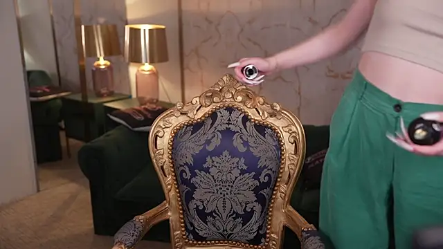 Ella 054 online show from 11/05/25, 11:19