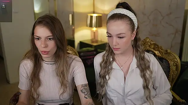 Ella 054 online show from 11/13/25, 07:40