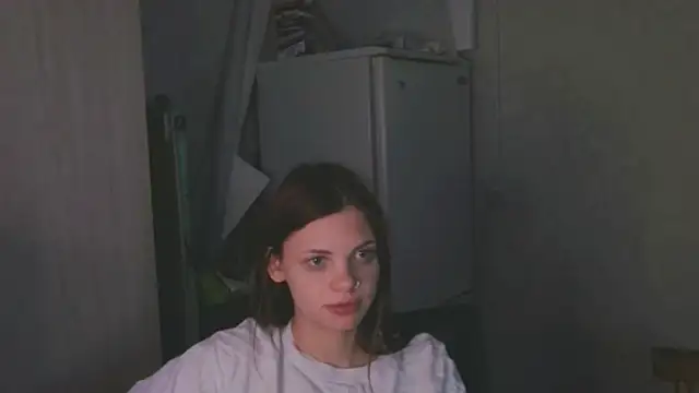 Snapshot of rinabluu chatting on 02/02/26, 01:43 rinabluu online show from 02/02/26, 01:43