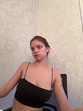 Snapshot of rinabluu chatting on 02/13/26, 09:42 rinabluu online show from 02/13/26, 09:42