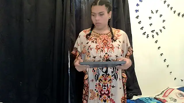 Ariana rodriguez 0 online show from 11/23/25, 12:48