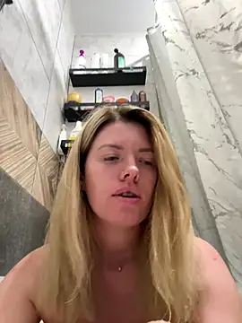 Snapshot of Rebeka_marvel chatting on 10/13/25, 10:28 Rebeka marvel online show from 10/13/25, 10:28