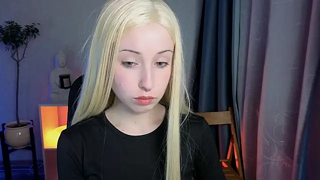 YukiMisa online show from 04/15/26, 05:28