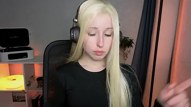 YukiMisa online show from 04/07/26, 05:37