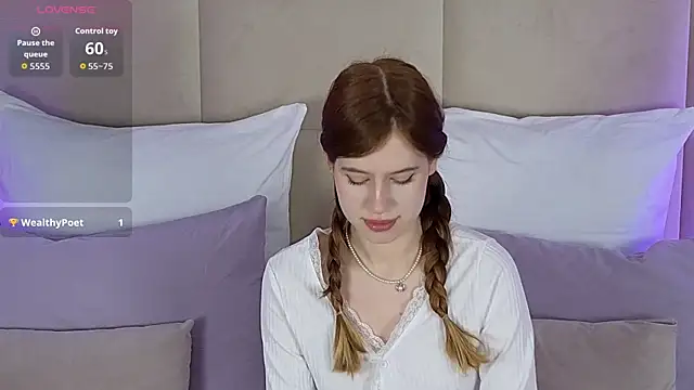 CarolaineMyers online show from 10/09/25, 04:40