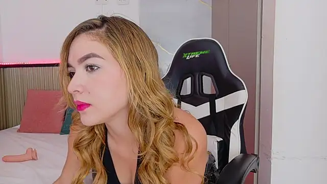 Sammy Lovee online show from 11/20/25, 07:25