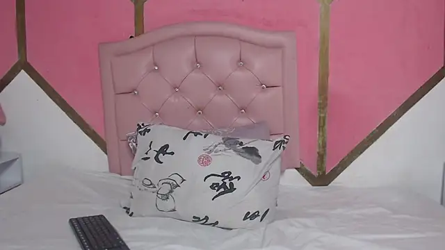 Mia Wilsom online show from 11/14/25, 11:58