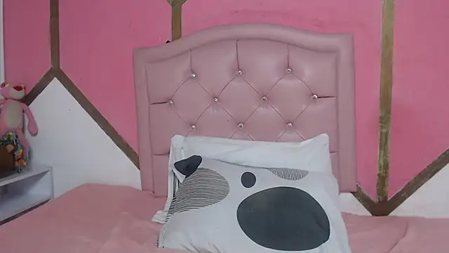 Mia Wilsom online show from 11/15/25, 12:09