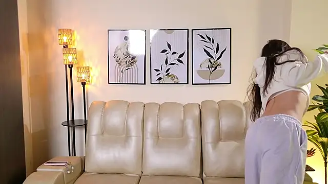 Violeta Foxz online show from 11/12/25, 07:29