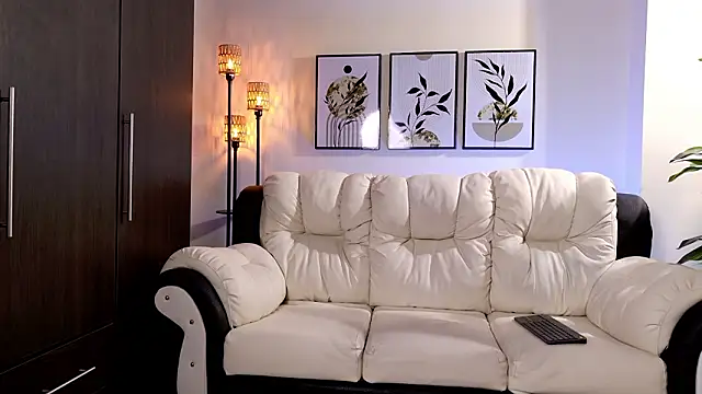 Violeta Foxz online show from 02/28/26, 08:52