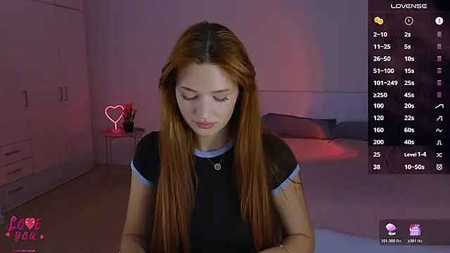 Snapshot of CuteAriel7 chatting on 11/03/25, 04:43 CuteAriel7 online show from 11/03/25, 04:43