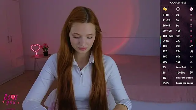 Snapshot of CuteAriel7 chatting on 10/17/25, 03:58 CuteAriel7 online show from 10/17/25, 03:58