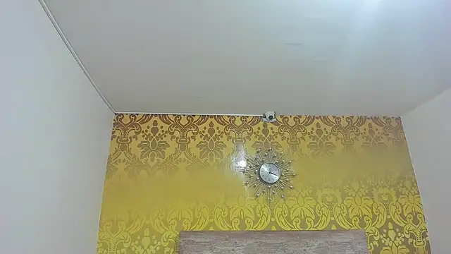 LucianaBlackwell online show from 10/18/25, 04:53