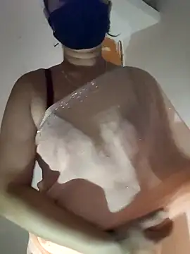 nice touch9733 online show from 11/17/25, 04:11