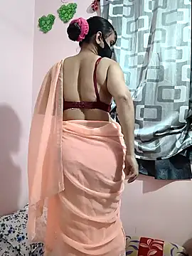 nice touch9733 online show from 10/08/25, 03:57