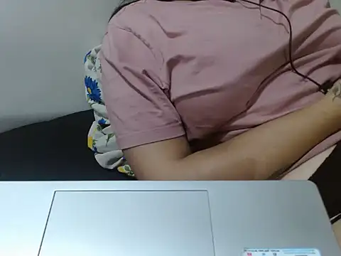 Nataliya Singh online show from 04/15/26, 06:12