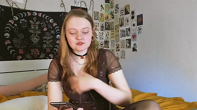 WonderConnie1 online show from 09/27/25, 11:49