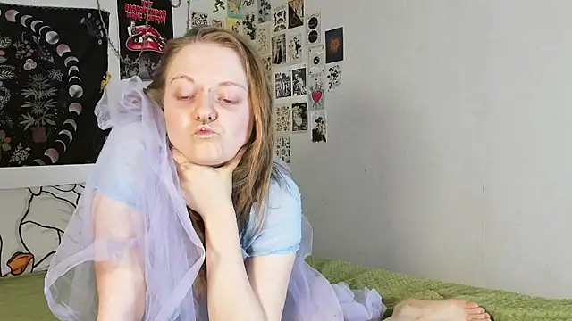 WonderConnie1 online show from 09/14/25, 03:34