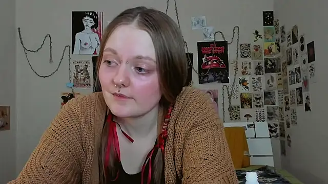 WonderConnie1 online show from 10/19/25, 03:37