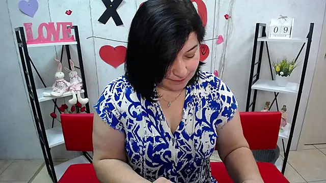 Snapshot of BridjetTur chatting on 10/09/25, 11:22 BridjetTur online show from 10/09/25, 11:22