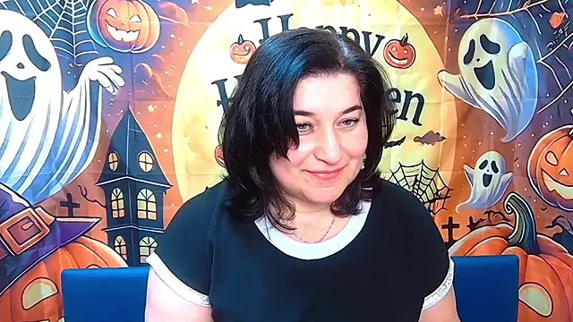 Snapshot of BridjetTur chatting on 10/26/25, 12:27 BridjetTur online show from 10/26/25, 12:27