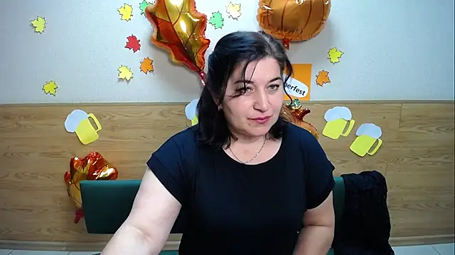 Snapshot of BridjetTur chatting on 09/18/25, 05:32 BridjetTur online show from 09/18/25, 05:32