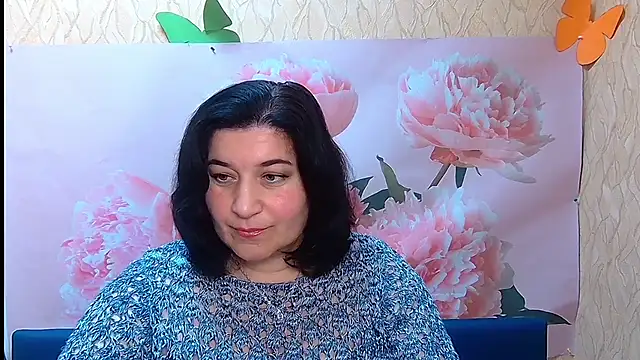 Snapshot of BridjetTur chatting on 10/08/25, 11:23 BridjetTur online show from 10/08/25, 11:23