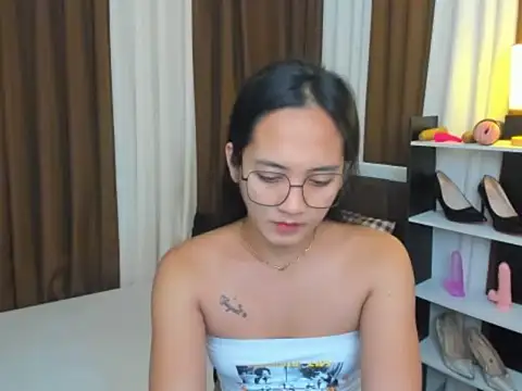 URHottestAngel online show from 09/22/25, 05:35
