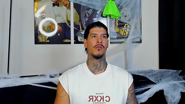 jiro kenji1 online show from 10/15/25, 02:58