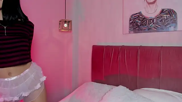 ela petit online show from 06/25/26, 01:14